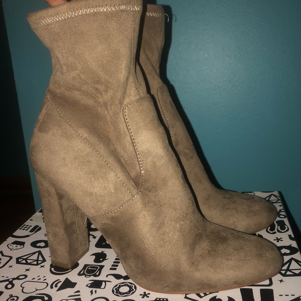 STEVE MADDEN BOOTIES